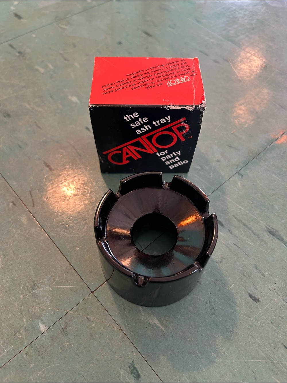 Vintage Cantop ashtray - turns any can into an ashtray